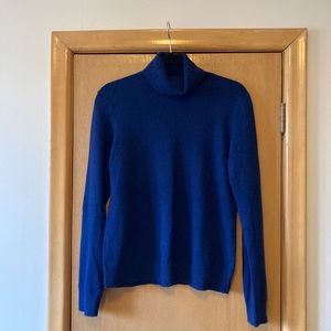 Lord & Taylor 100% Cashmere Turtleneck Sweater